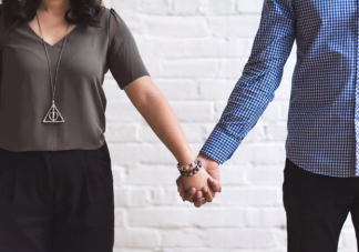 男生壓力大的時候希望女生如何安慰 男生真的不需要哄嗎