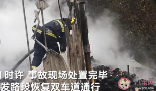 江西一貨車自燃整車快遞被燒毀是怎么回事 燒毀的快遞是發去哪里的