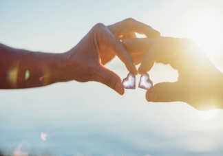 對象極度缺乏安全感應該怎么做 感情里的內在安全感有多重要