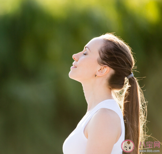 閉嘴說2用喉嚨發(fā)音什么梗什么意思 閉嘴說2梗出處來源是哪里