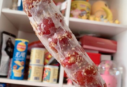 冬天的第一根糖葫蘆什么意思 冬天第一串糖葫蘆什么梗