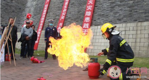 適合119全國(guó)消防日朋友圈文案大全 119消防宣傳日主題朋友圈說(shuō)說(shuō)句子