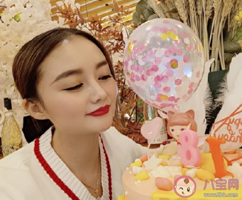 祝閨蜜生日快樂的朋友圈說說句子 閨蜜生日發朋友圈的話祝福語