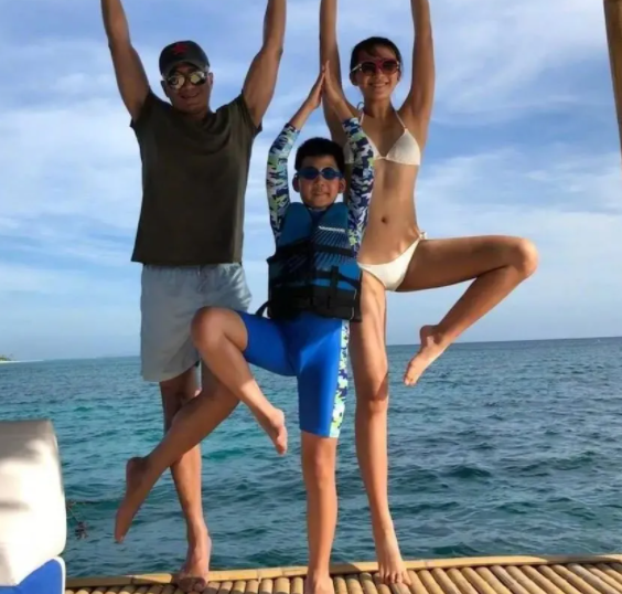 胡軍兒子康康12歲身高多少 怎么讓孩子長得高大