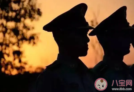 2021年退役軍人保障法怎么規(guī)定的 退役軍人就業(yè)創(chuàng)業(yè)怎么解決 2021年退役軍人保障法怎么規(guī)定的 退役軍人就業(yè)創(chuàng)業(yè)怎么解決