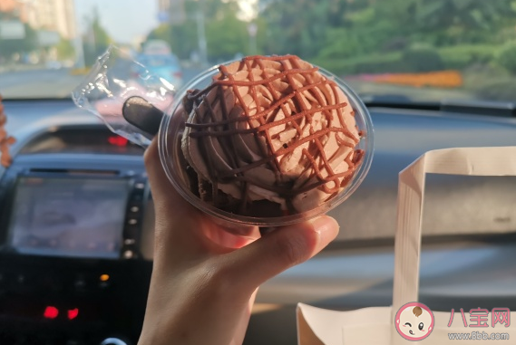 吃下午茶發(fā)朋友圈配文 形容下午茶優(yōu)美文案。