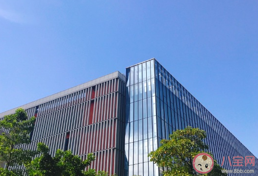 曬天空照的的簡短句子 配天空照片的的唯美文字大全