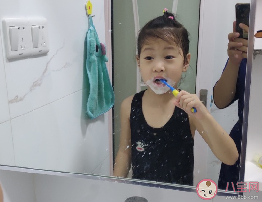 女兒自己刷牙了當媽的心情 女兒自己刷牙發朋友圈文案