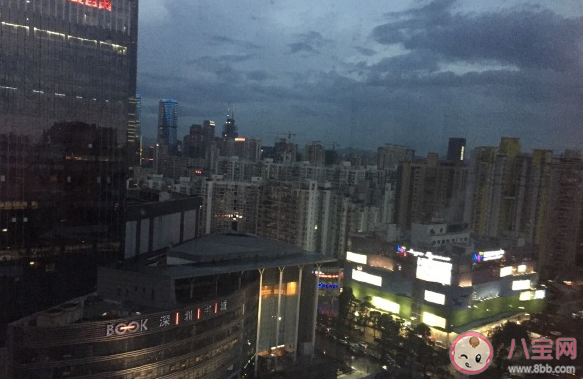 大風大雨怎么發朋友圈 狂風暴雨的心情感慨句子 大風大雨怎么發朋友圈 狂風暴雨的心情感慨句子