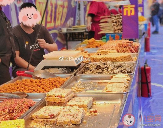 逛小吃街發(fā)朋友圈說說 去小吃街曬美食心情文案 逛小吃街發(fā)朋友圈說說 去小吃街曬美食心情文案