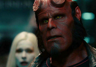 《地獄男爵》中男爵是誰的兒子 地獄男爵的角怎么斷的什么原因