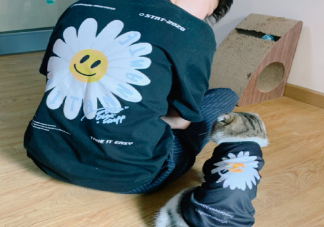 曬一家人親子裝的幸福心情說說 親子照片配文字簡短的文案