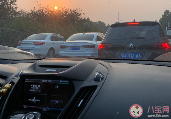 朋友都結(jié)婚了發(fā)朋友圈心情感慨說說 身邊朋友圈都結(jié)婚了自己單身感受 朋友都結(jié)婚了發(fā)朋友圈心情感慨說說 身邊朋友圈都結(jié)婚了自己單身感受