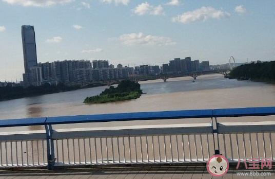 夜晚看江景的的心情說(shuō)說(shuō) 欣賞江景心情感慨句子 夜晚看江景的的心情說(shuō)說(shuō) 欣賞江景心情感慨句子