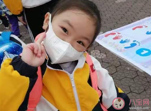 女兒參加運動會發朋友圈的說說 女兒運動會一段話句子