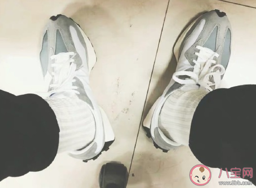 買了新鞋怎么發(fā)朋友圈文案 買了雙新鞋心情說說 買了新鞋怎么發(fā)朋友圈文案 買了雙新鞋心情說說