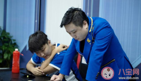 情侶可以做同事嗎 情侶在同一家公司好嗎