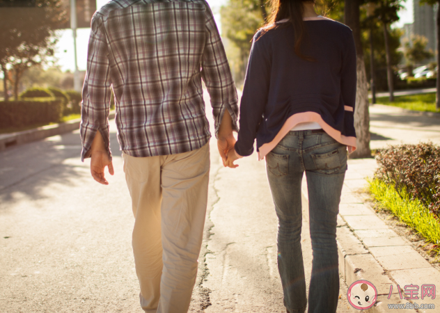 情侶做同事好嗎 情侶在一起工作該如何相處 情侶做同事好嗎 情侶在一起工作該如何相處