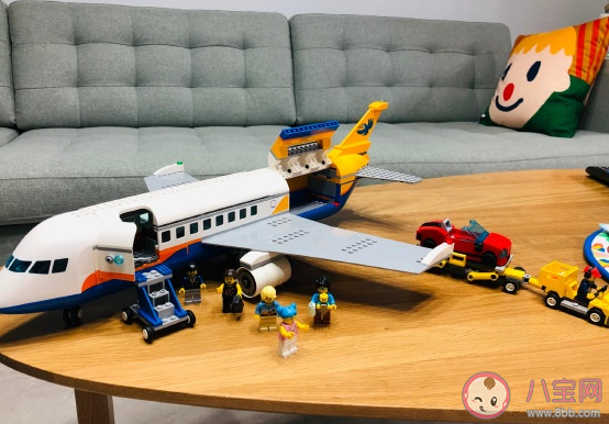 收到朋友的禮物怎么發朋友圈說說 收到朋友的驚喜幽默感言 收到朋友的禮物怎么發朋友圈說說 收到朋友的驚喜幽默感言