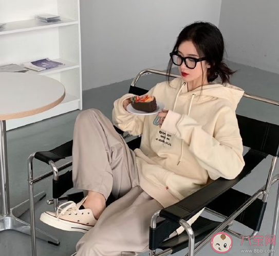 年輕人為什么不愿意談戀愛了 年輕人談戀愛需要考慮什么