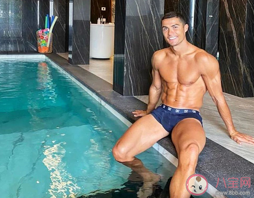 丁香園董事長稱男人最適合穿裙子是真的嗎 男性穿什么內褲合適 丁香園董事長稱男人最適合穿裙子是真的嗎 男性穿什么內褲合適