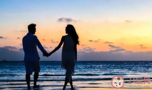 曖昧期怎么聊天推進(jìn)關(guān)系 曖昧期的聊天小技巧 曖昧期怎么聊天推進(jìn)關(guān)系 曖昧期的聊天小技巧