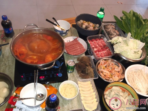 在家吃火鍋發朋友圈說說 發個吃火鍋的心情感慨