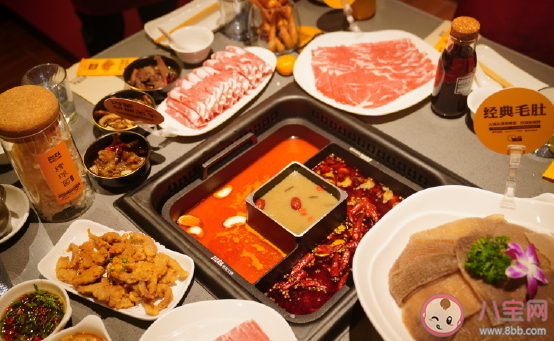 2020初雪的第一頓火鍋朋友圈說說 吃了初雪的第一頓火鍋心情句子