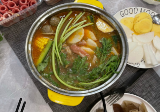 在家吃火鍋發朋友圈說說 發個吃火鍋的心情感慨