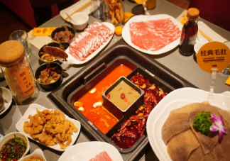 2020初雪的第一頓火鍋朋友圈說說 吃了初雪的第一頓火鍋心情句子