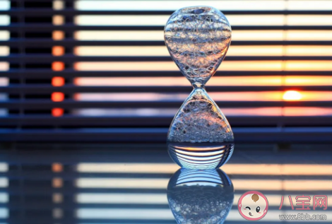 不想上班發(fā)朋友圈心情句子 表示不想上班的搞笑說(shuō)說(shuō) 不想上班發(fā)朋友圈心情句子 表示不想上班的搞笑說(shuō)說(shuō)