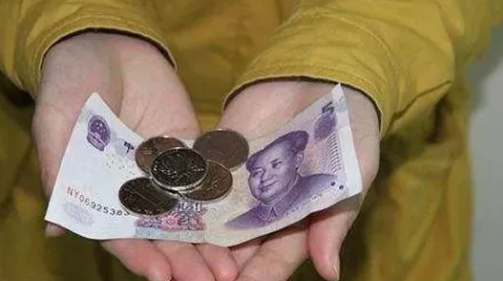 孩子給媽媽寫的零花錢申請書 孩子零花錢給多少合適