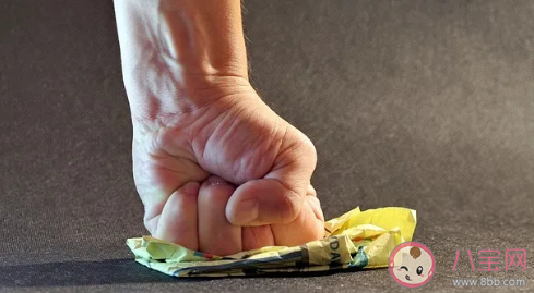 生活中打罵共同生活的女友屬于“家庭暴力”嗎 支付寶螞蟻莊園11月25日問題答案