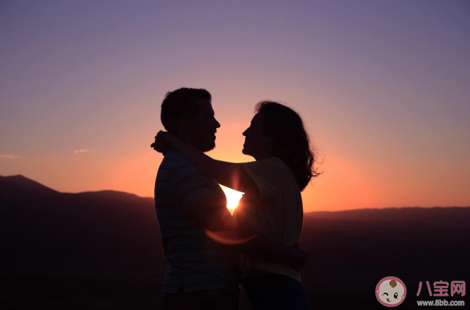 怎么區(qū)分冷淡還是不愛 冷淡期和不愛了有什么區(qū)別