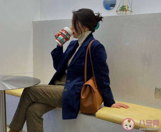 每天都下雨的微信說(shuō)說(shuō) 連續(xù)天天下雨心情說(shuō)說(shuō)