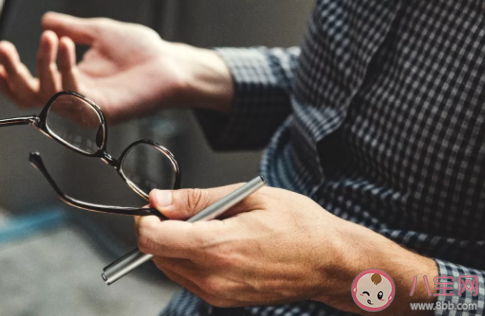 領導說辛苦了應該怎么回復 職場上怎么和領導相處