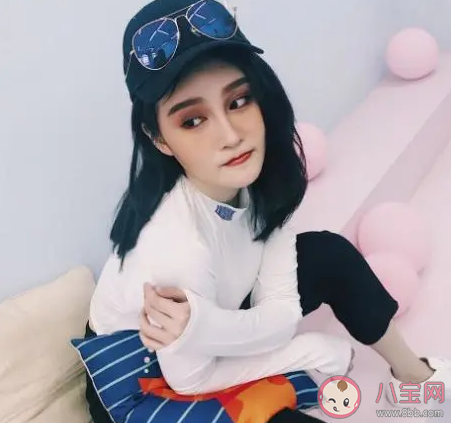 趙本山兒子吃盒飯抽10元煙是真的嗎 趙本山兒子個(gè)人資料介紹