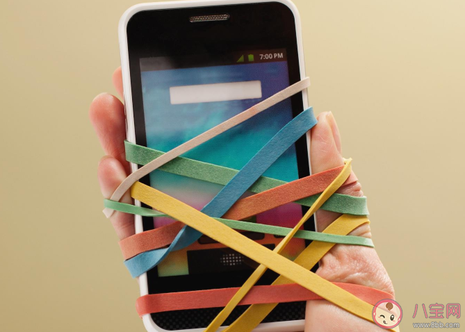 手機(jī)信號(hào)越差輻射越大嗎 手機(jī)輻射究竟是哪來(lái)的 手機(jī)信號(hào)越差輻射越大嗎 手機(jī)輻射究竟是哪來(lái)的