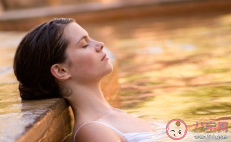冬季泡溫泉如何養生 泡溫泉注意事項