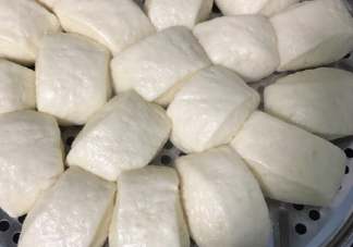 第一次蒸饅頭的曬朋友圈說說 自己動手做饅頭文案句子