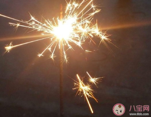 愿這個冬天有人暖心的心情說說 這個冬天有點暖暖心句子大全。