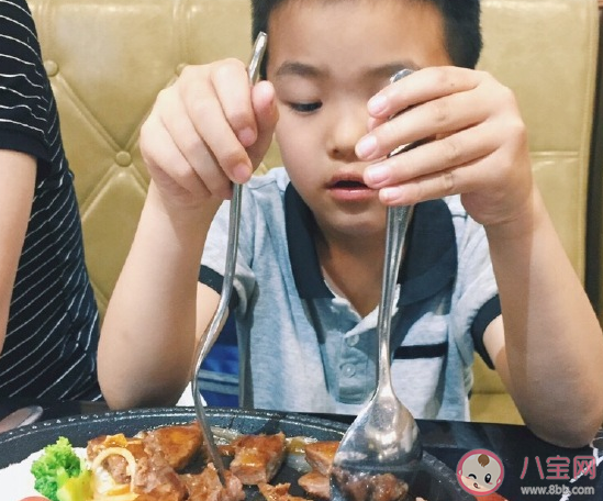 帶兒子去吃牛排怎么發(fā)朋友圈 帶兒子吃牛排幽默搞笑句子