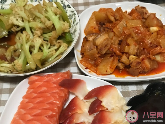 第一吃到閨女做的飯發(fā)朋友圈說說 終于吃到女兒做的飯了心情感言 第一吃到閨女做的飯發(fā)朋友圈說說 終于吃到女兒做的飯了心情感言