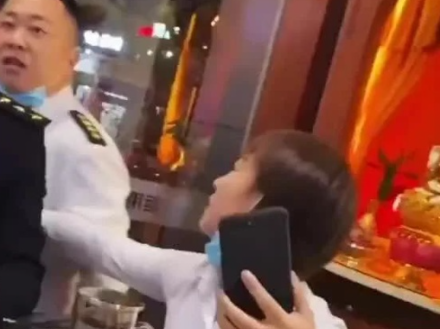 上海男子理發后要發票被罵怎么回事 理發應該索要發票嗎