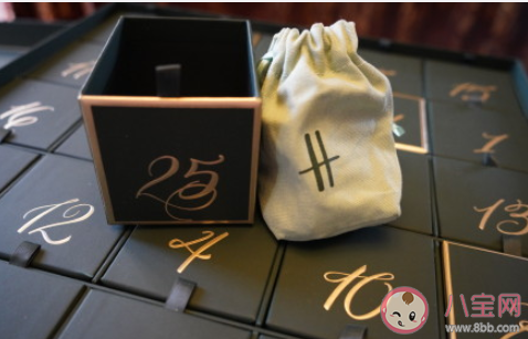 提前收到圣誕節(jié)禮物曬圖的心情說說 收到圣誕禮物發(fā)朋友圈句子 提前收到圣誕節(jié)禮物曬圖的心情說說 收到圣誕禮物發(fā)朋友圈句子