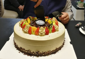 生日遇上圣誕節(jié)怎么發(fā)朋友圈 生日和圣誕節(jié)一天心情感慨