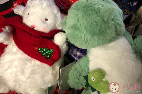 第一次收到圣誕節(jié)禮物開心激動(dòng)心情說說 第一次收到圣誕節(jié)禮物曬朋友圈文案 第一次收到圣誕節(jié)禮物開心激動(dòng)心情說說 第一次收到圣誕節(jié)禮物曬朋友圈文案