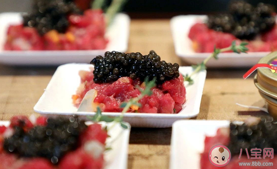 2020元旦節(jié)和朋友聚餐的說(shuō)說(shuō) 元旦節(jié)和朋友聚餐感言句子 2020元旦節(jié)和朋友聚餐的說(shuō)說(shuō) 元旦節(jié)和朋友聚餐感言句子