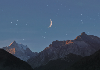 打霜了發(fā)朋友圈文案 下霜唯美句子簡短一句話。