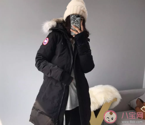 加拿大鵝羽絨服自己可以干洗嗎  加拿大鵝羽絨服真假怎么鑒別